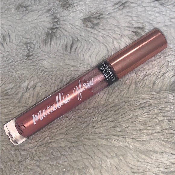Victoria's Secret Other - VS Metallic Glow Lip Shine